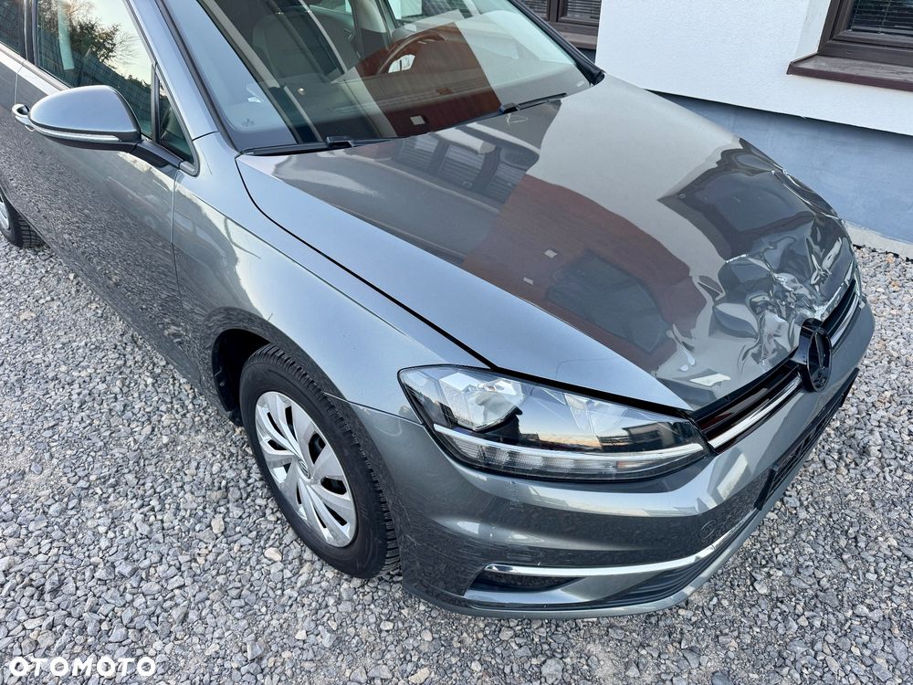 Volkswagen Golf - 8