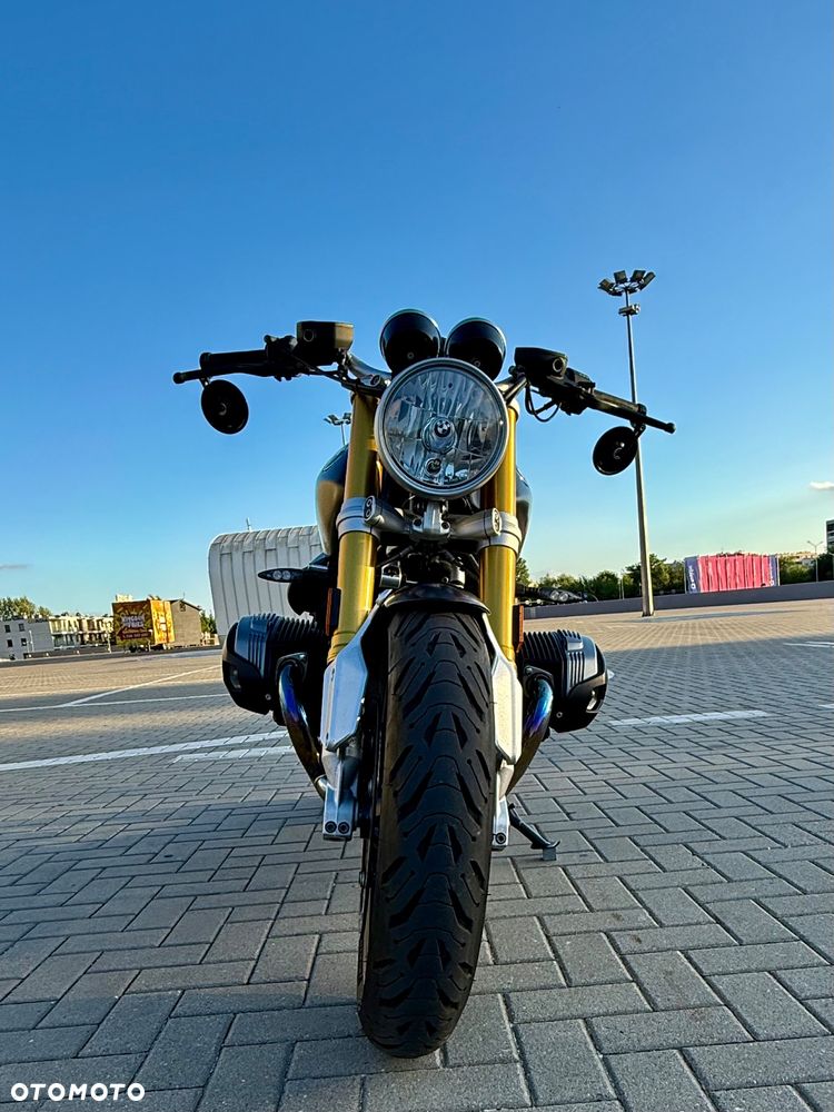 BMW R - 2