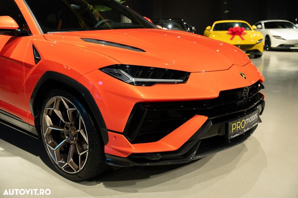 Lamborghini URUS - 15