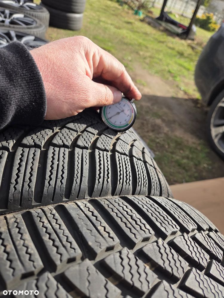 Felgi koła zimowe VW Golf VIII 8 18 Cali Bergamo 225/40R18 92V AO 5H0601025M 7.5Jx18H2 ET 51 5H0601025AB DOT 2223 2023 Rok - 24