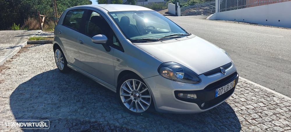 Fiat Punto Evo 1.3 M-Jet Sport Download - 1