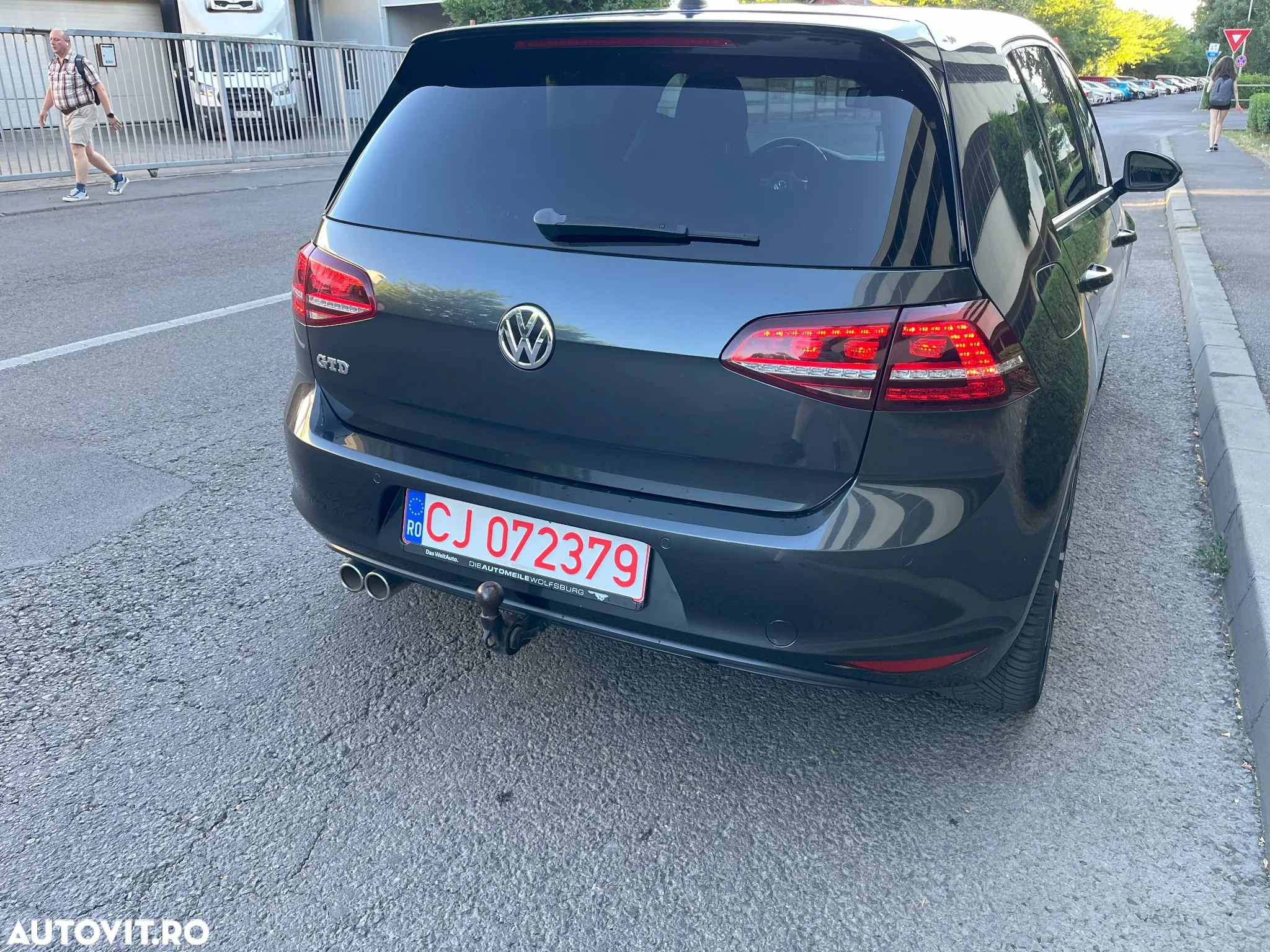 Volkswagen Golf 2.0 TDI DSG GTD - 8
