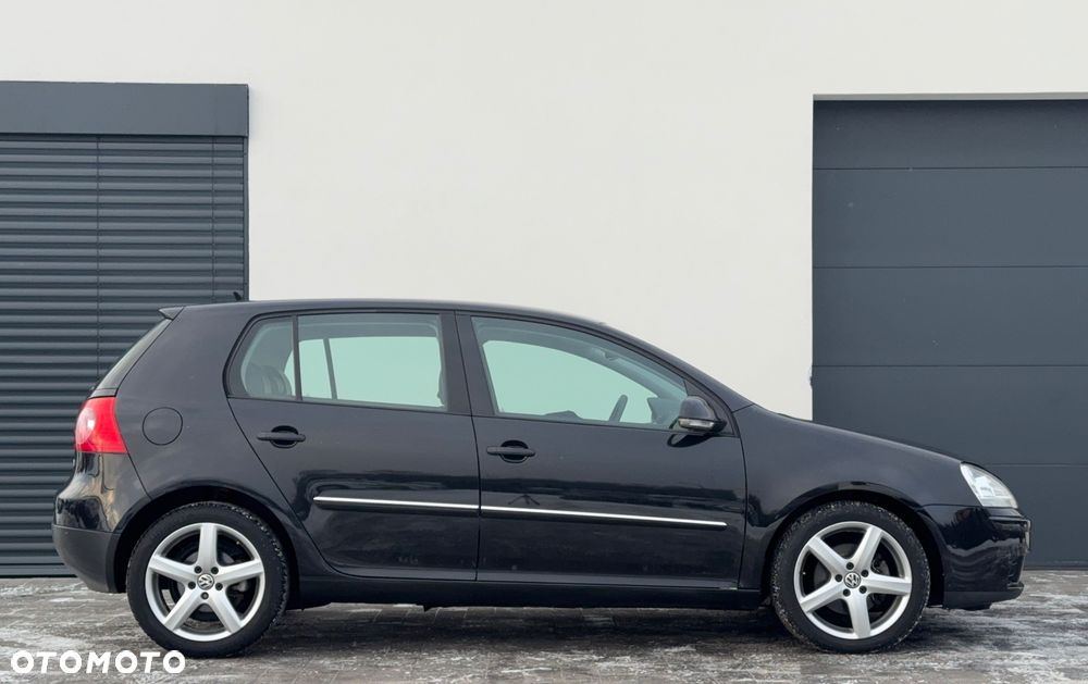 Volkswagen Golf 2.0 TDI DPF 4Motion Trendline - 3
