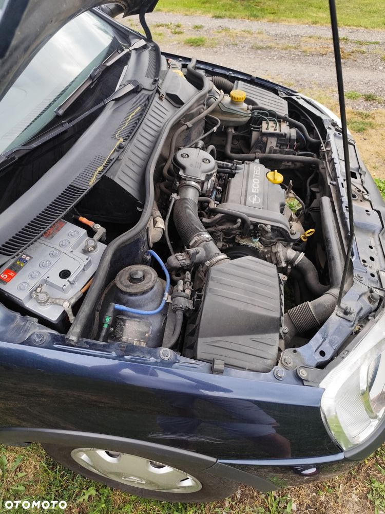 Opel Corsa - 8