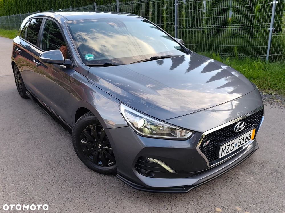 Hyundai i30 1.4 Premium - 1