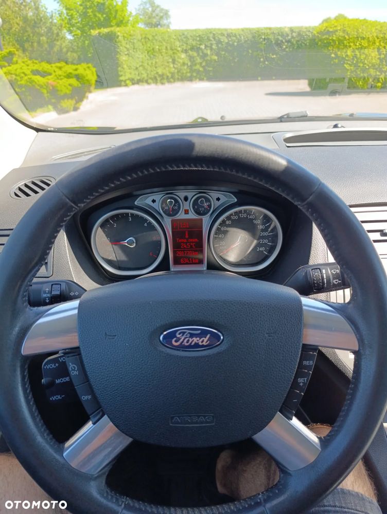 Ford Kuga 2.0 TDCi 4WD Titanium - 14