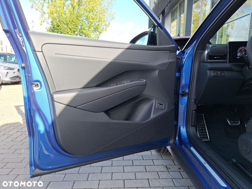 Volkswagen T-Roc - 10