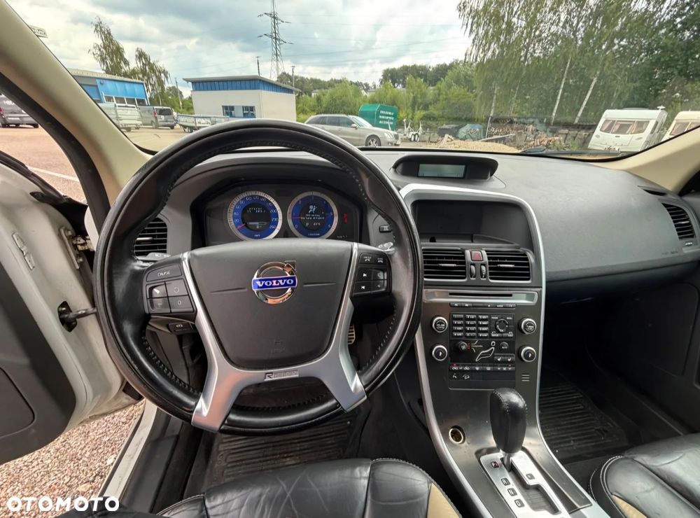 Volvo XC 60 D5 AWD RDesign - 16
