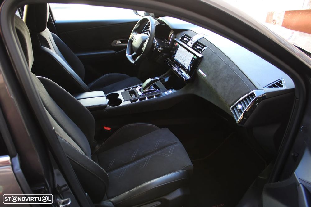 DS DS7 Crossback - 30