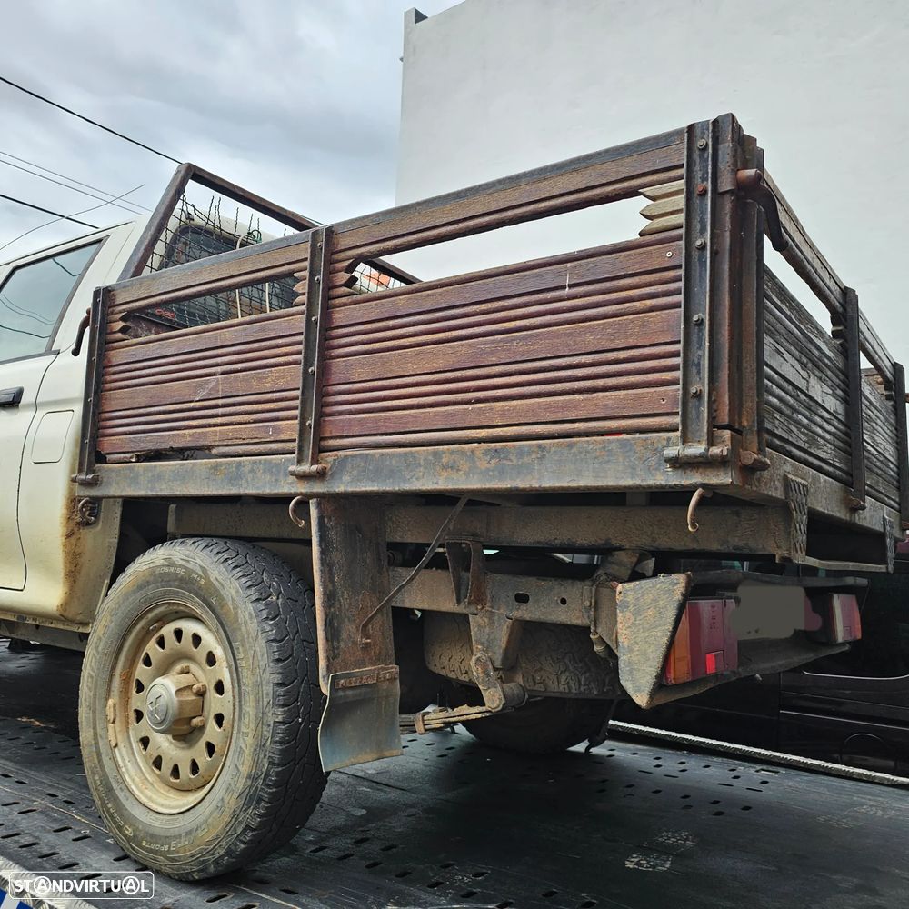 Mitsubishi L200 2.5 TD St Eleg Full Box - 19
