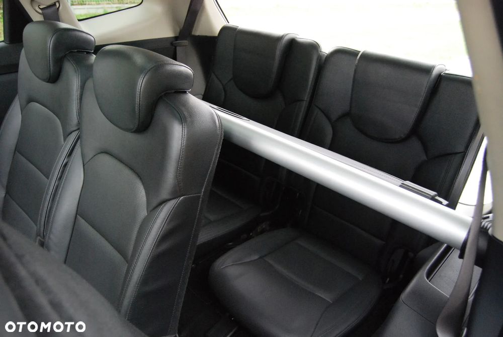 Kia Carens 1.7 CRDi 141 Dream Team Edition - 22