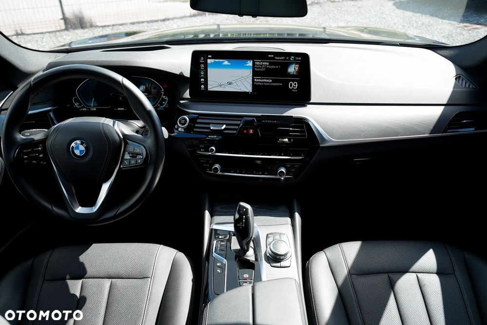 BMW Seria 5 - 29