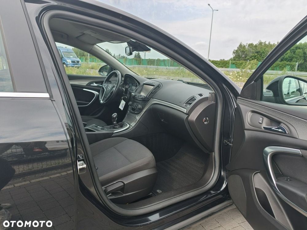 Opel Insignia - 21