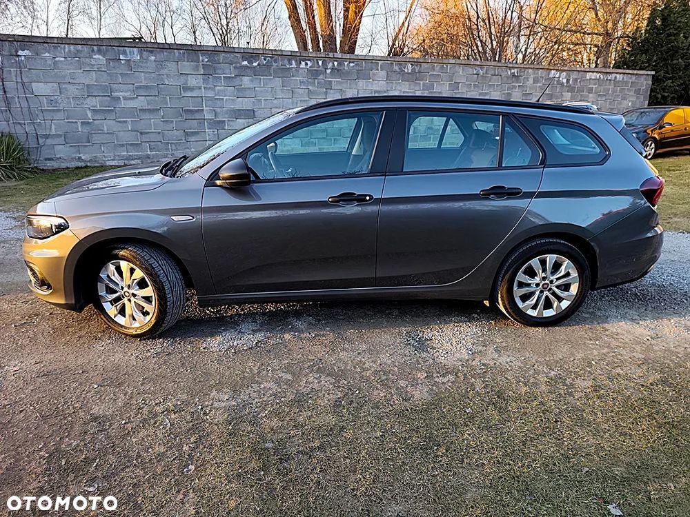 Fiat Tipo 1.4 16V More - 17