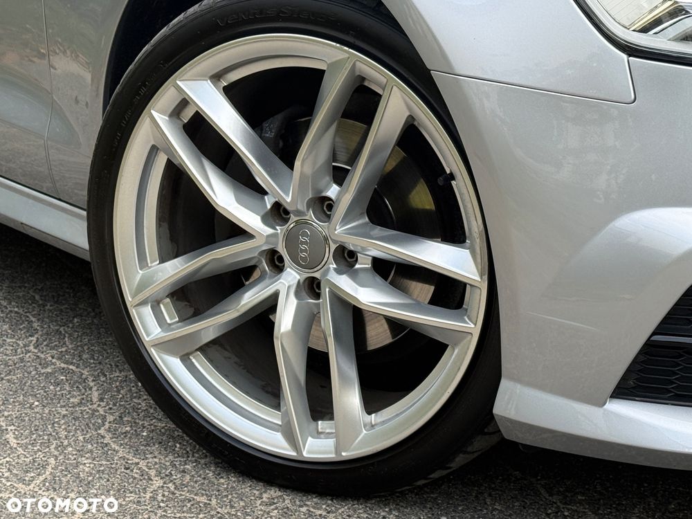 Audi A6 Avant 2.0 TDI Ultra S tronic - 15