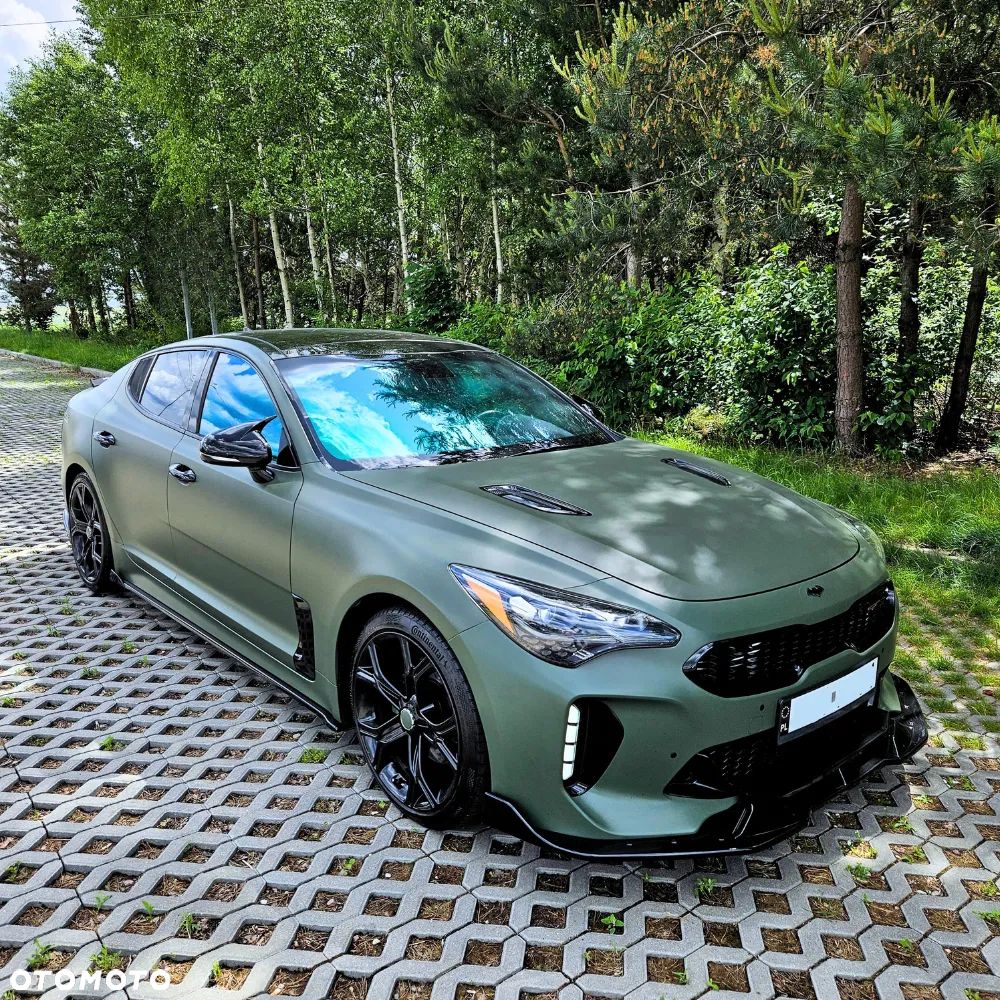Kia Stinger 2.0 T-GDI GT Line - 1