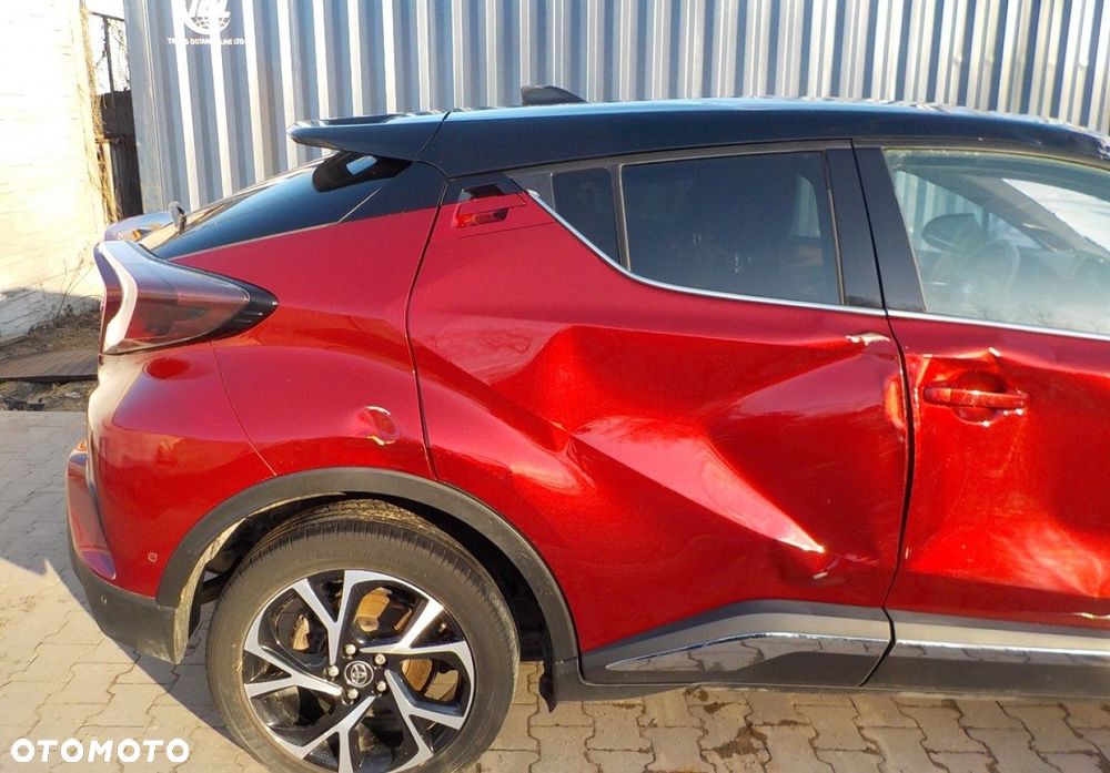 Toyota C-HR - 13