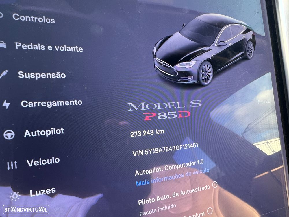 Tesla Model S P90D - 15