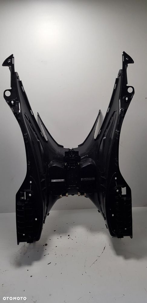 SYM GTS EVO 125 Podest Podłoga Stopień Tunel - 4