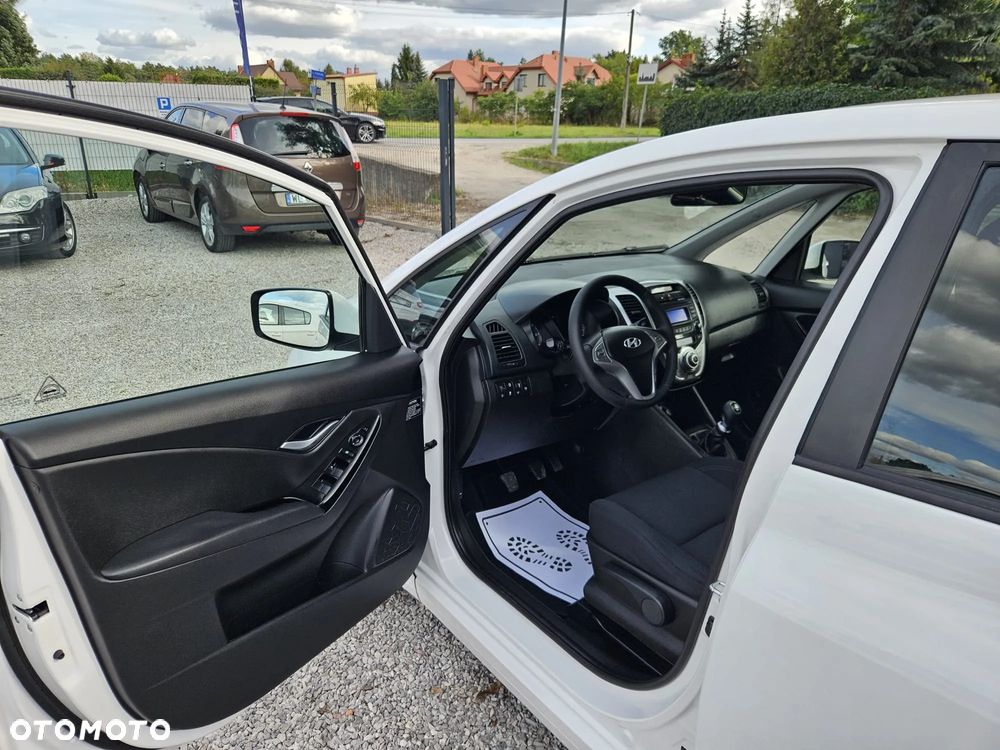 Hyundai ix20 1.4 CRDi Style blue - 16