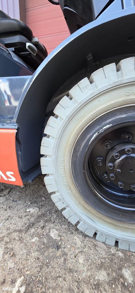 Toyota wózek widłowy TOYOTA 8FGF25 z obrotnicą Bolzoni 360 idealny stan jak NOWY - 6