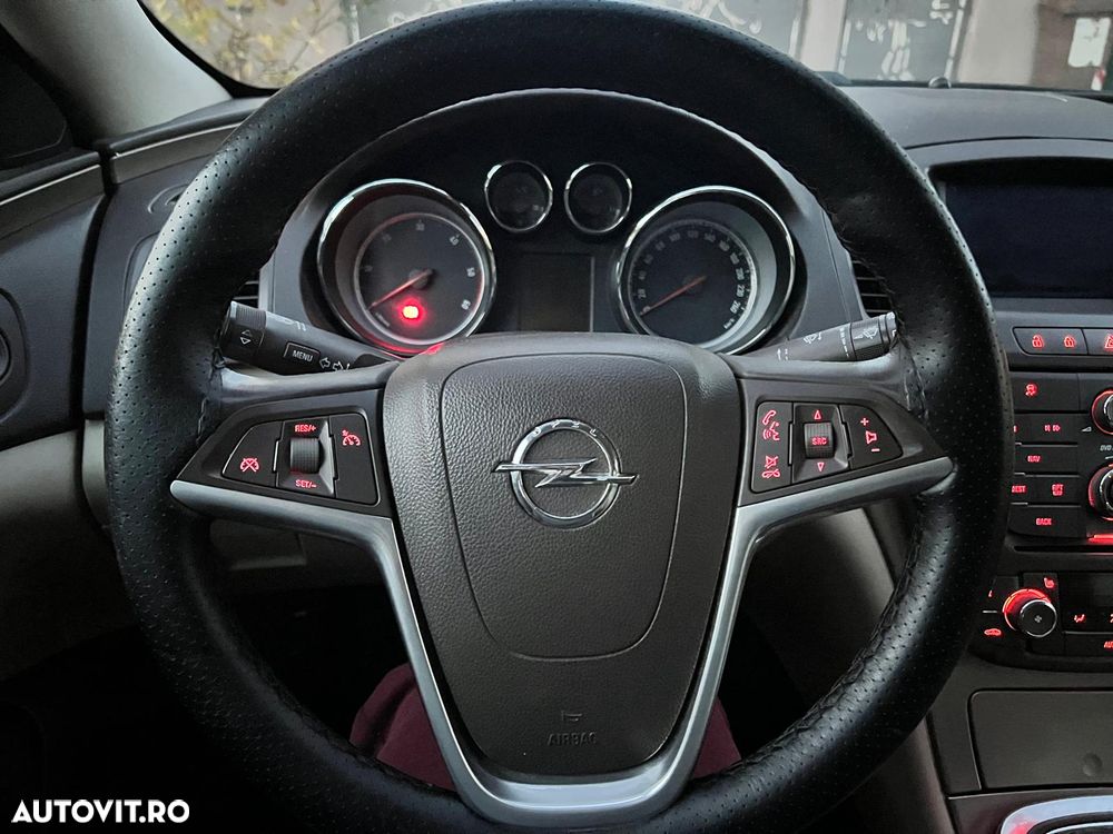 Opel Insignia 2.0 CDTI - 15