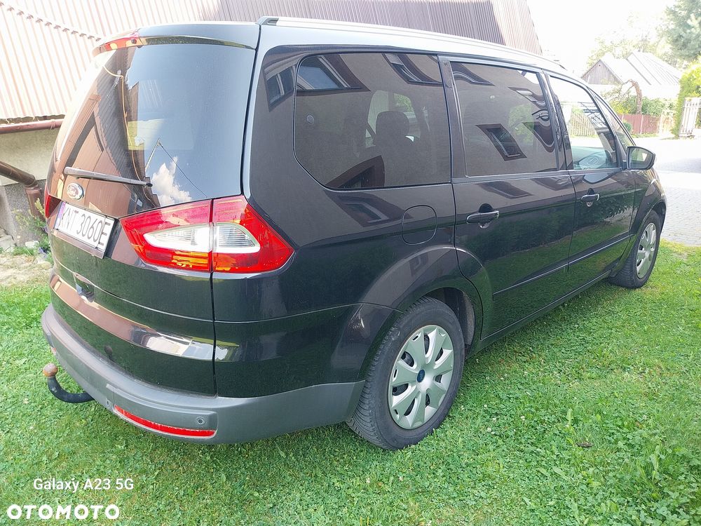 Ford Galaxy - 3