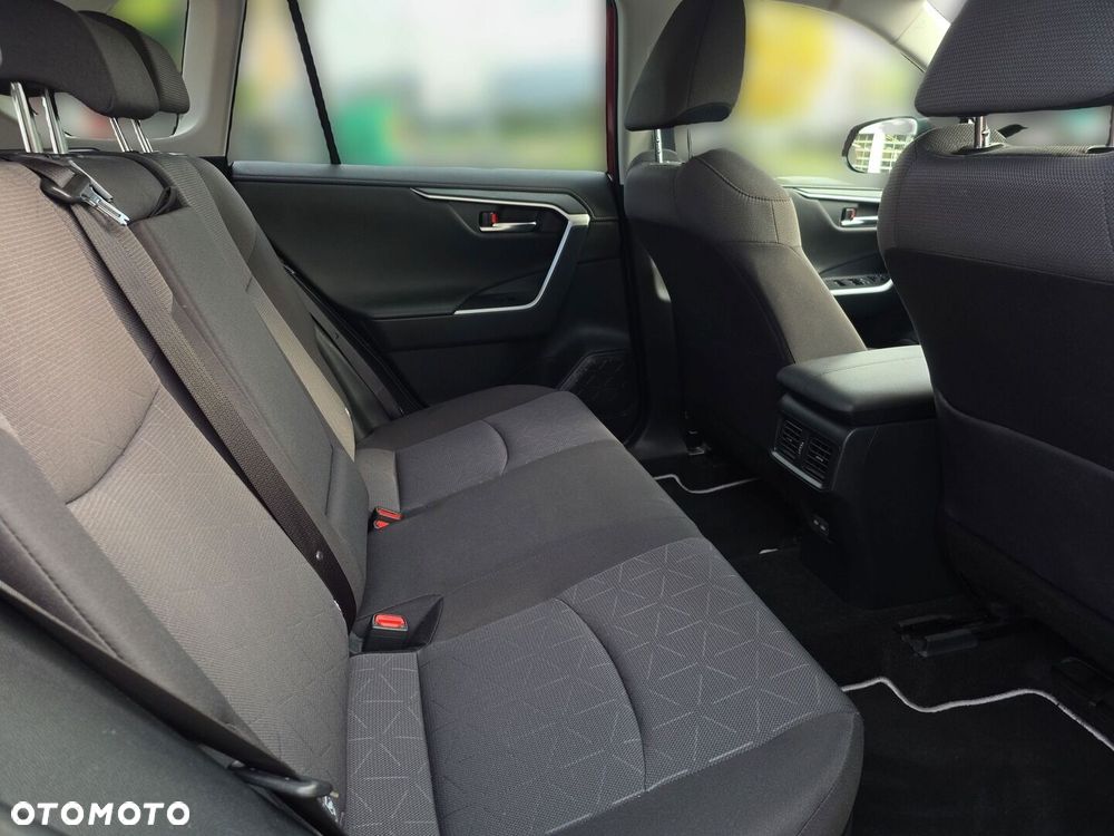 Toyota RAV4 - 10