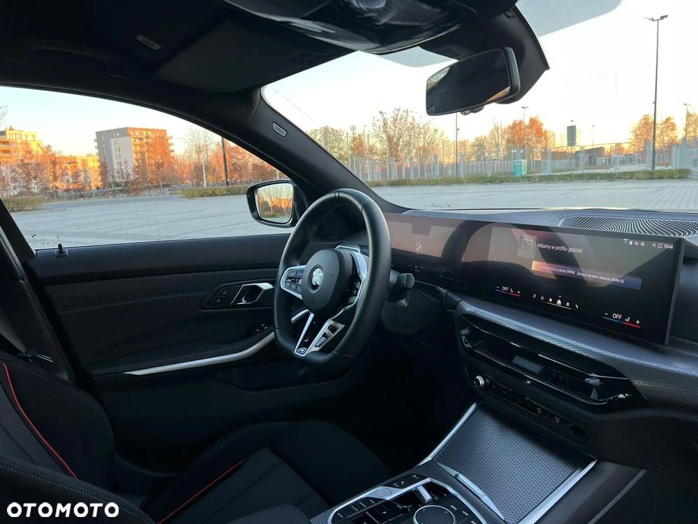 BMW Seria 3 330i xDrive M Sport - 14