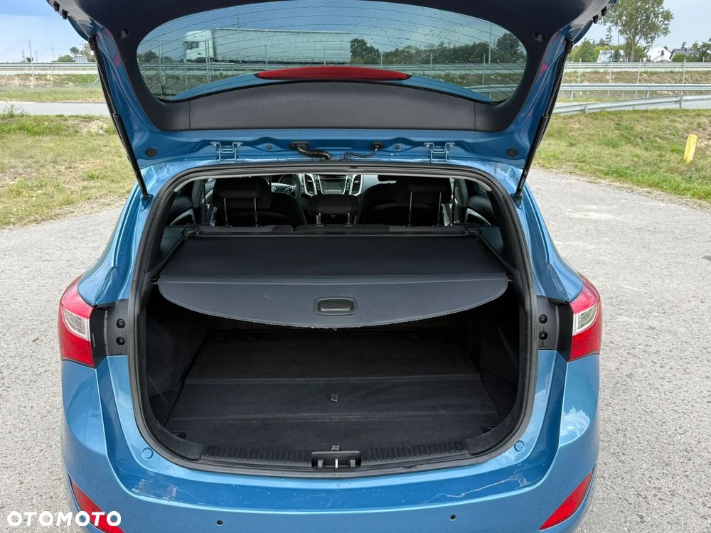 Hyundai i30 1.6 Premium - 23