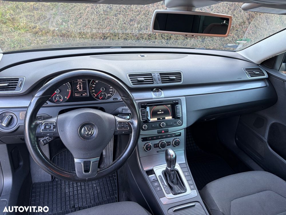 Volkswagen Passat Variant 2.0 Blue TDI DSG SCR Highline - 8