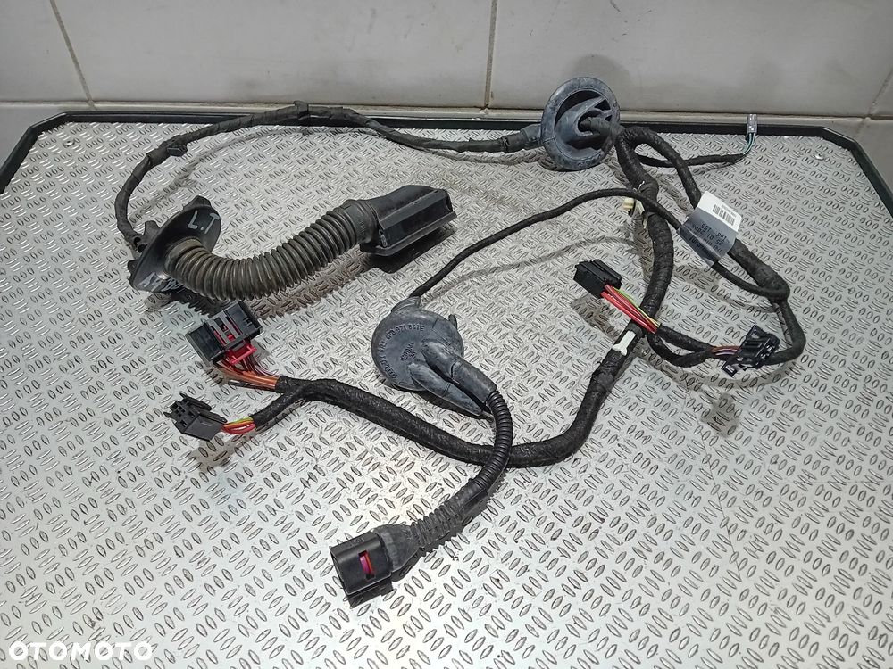 wiązka elektryczna drzwi lewy tył 8K0971687B