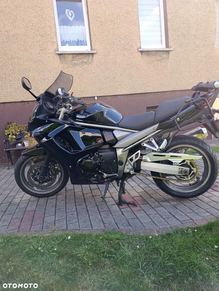Suzuki GSX - 1