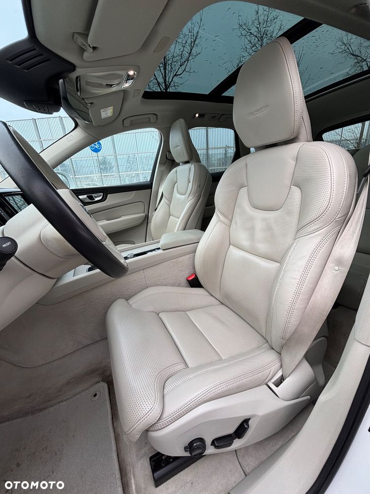 Volvo XC 60 D4 AWD Inscription - 12