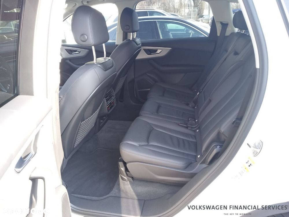 Audi Q7 - 13