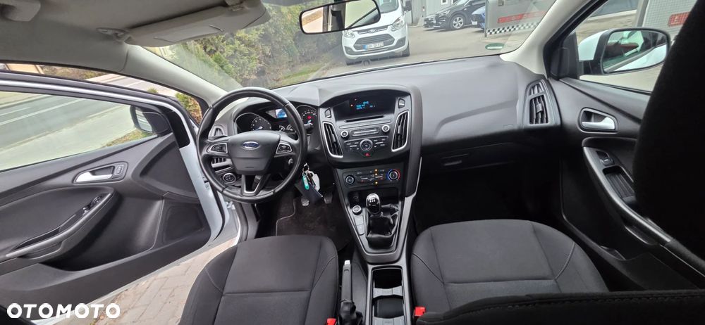 Ford Focus 1.0 EcoBoost Start-Stopp-System Ambiente - 31