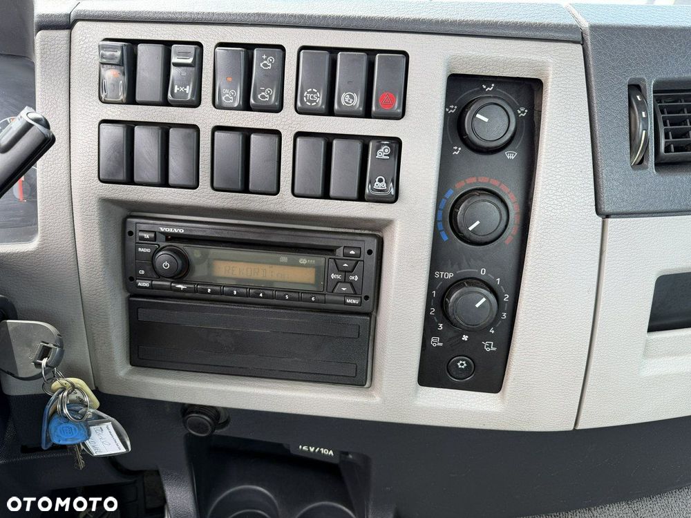 Volvo FE 26.300 Hakowiec Napęd  6x2 Oś Skrętna - 24