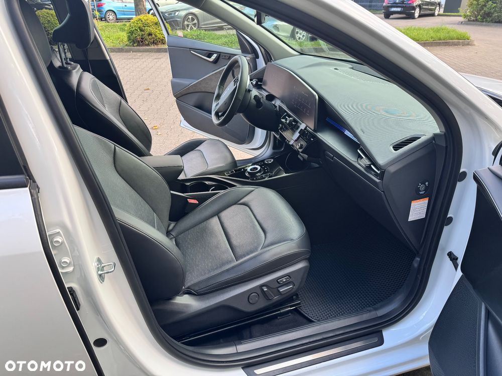 Kia Niro e-Niro 64kWh XL - 8