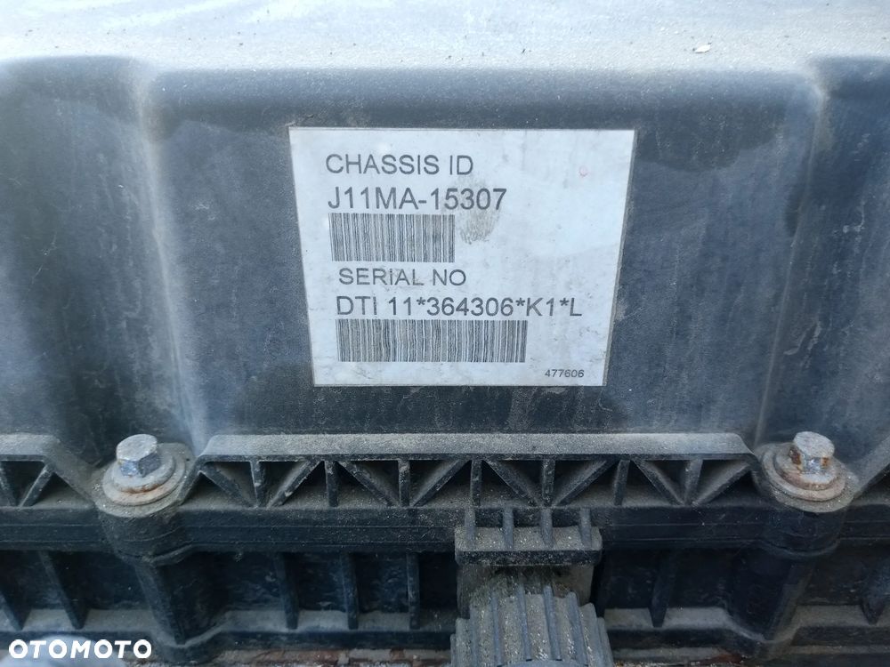 Silnik renault gama T uszkodzona obudowa sprzęgła DTI11 - 4
