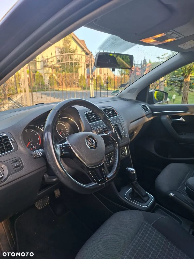 Volkswagen Polo - 5