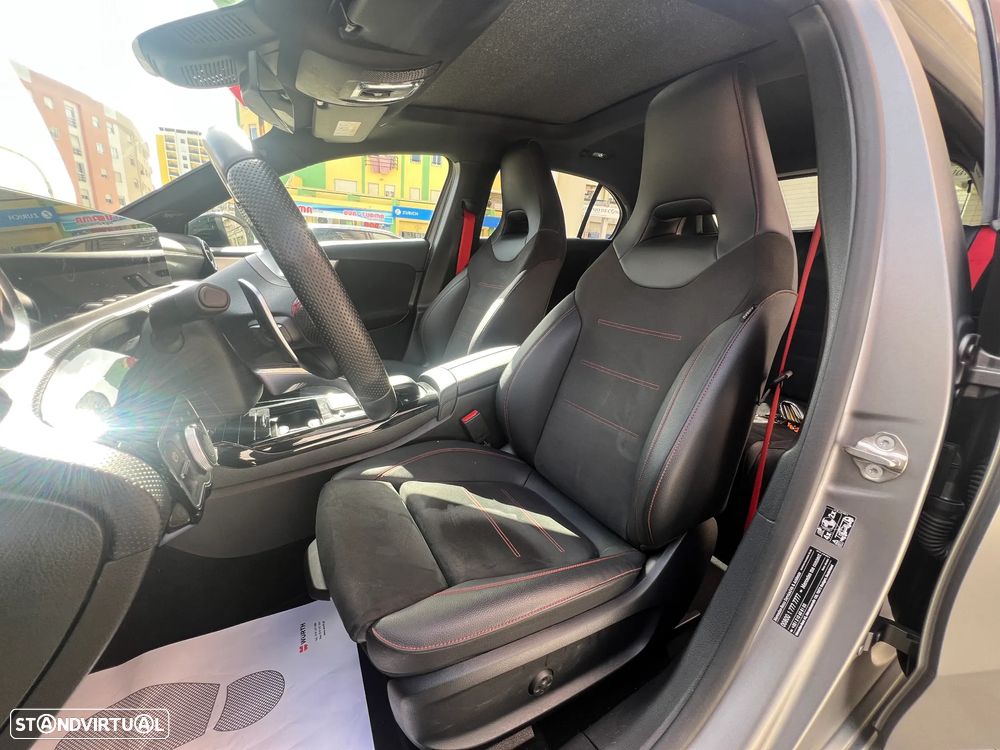 Mercedes-Benz A 35 AMG 4Matic - 13