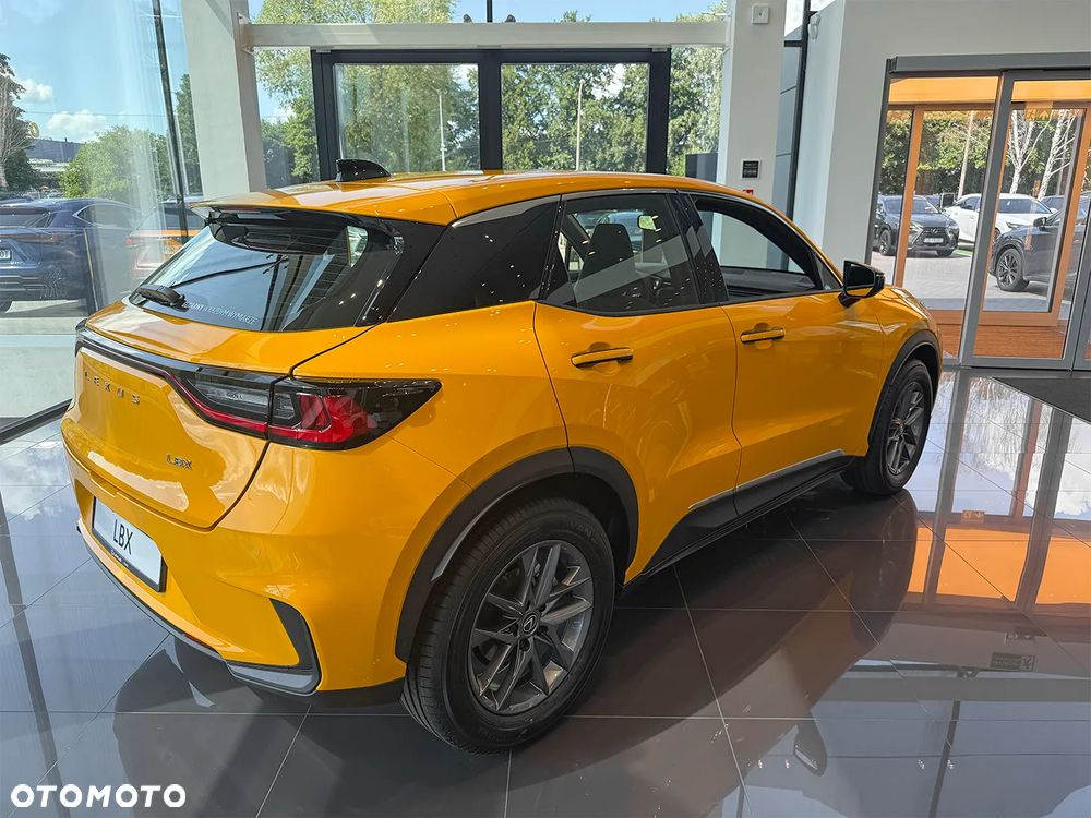 Lexus LBX 1.5 Hybrid - 5
