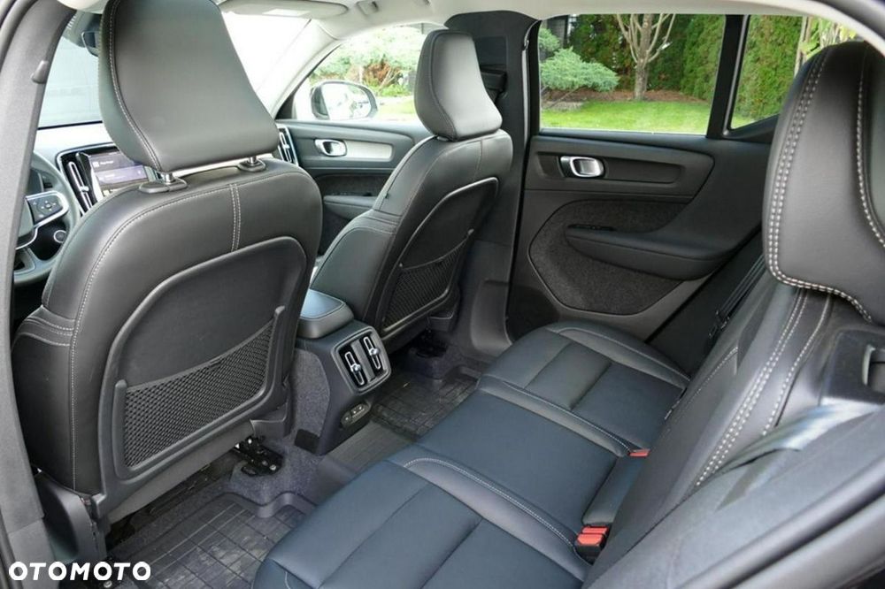 Volvo XC 40 B5 B AWD Inscription - 30