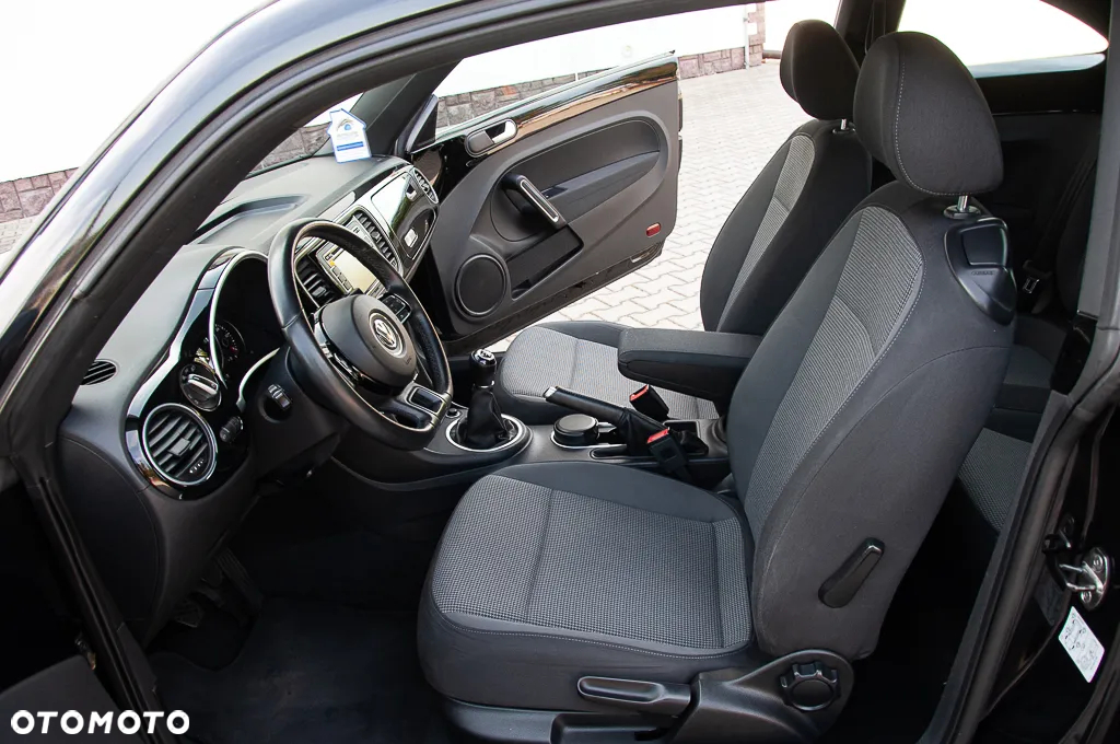 Volkswagen Beetle 1.6 TDI Design - 32
