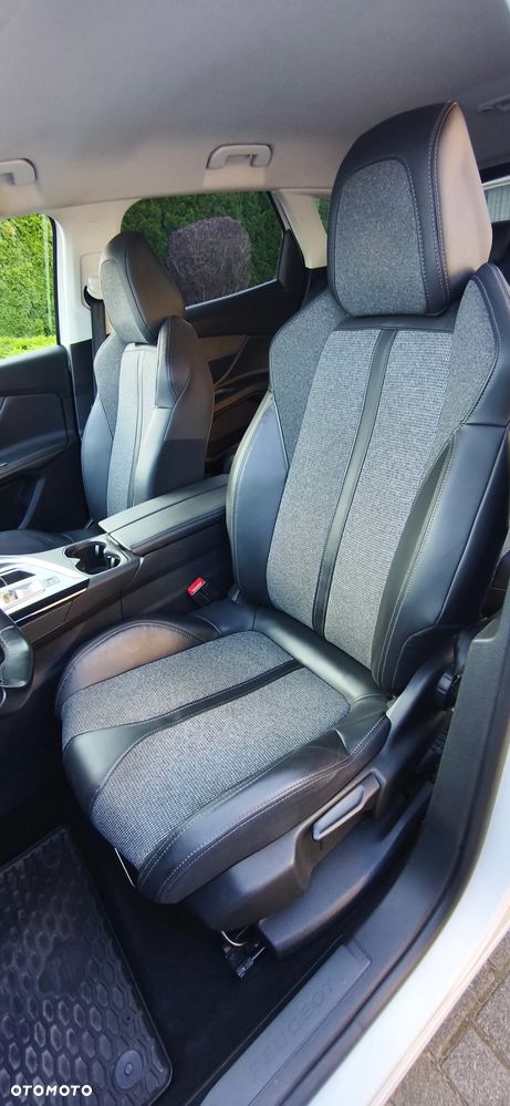 Peugeot 3008 - 23