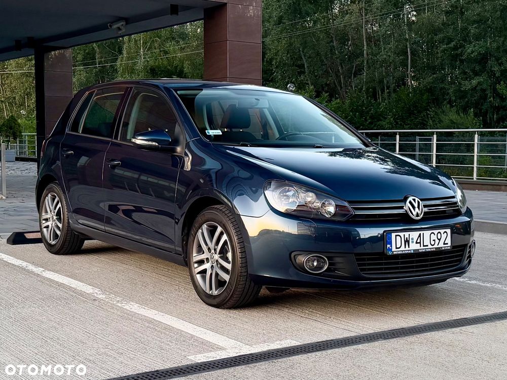 Volkswagen Golf - 8