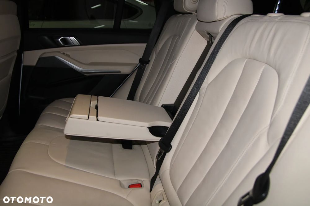 BMW X5 xDrive25d - 12