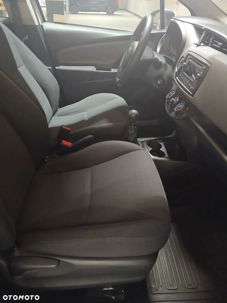 Toyota Yaris 1.5 Active - 6