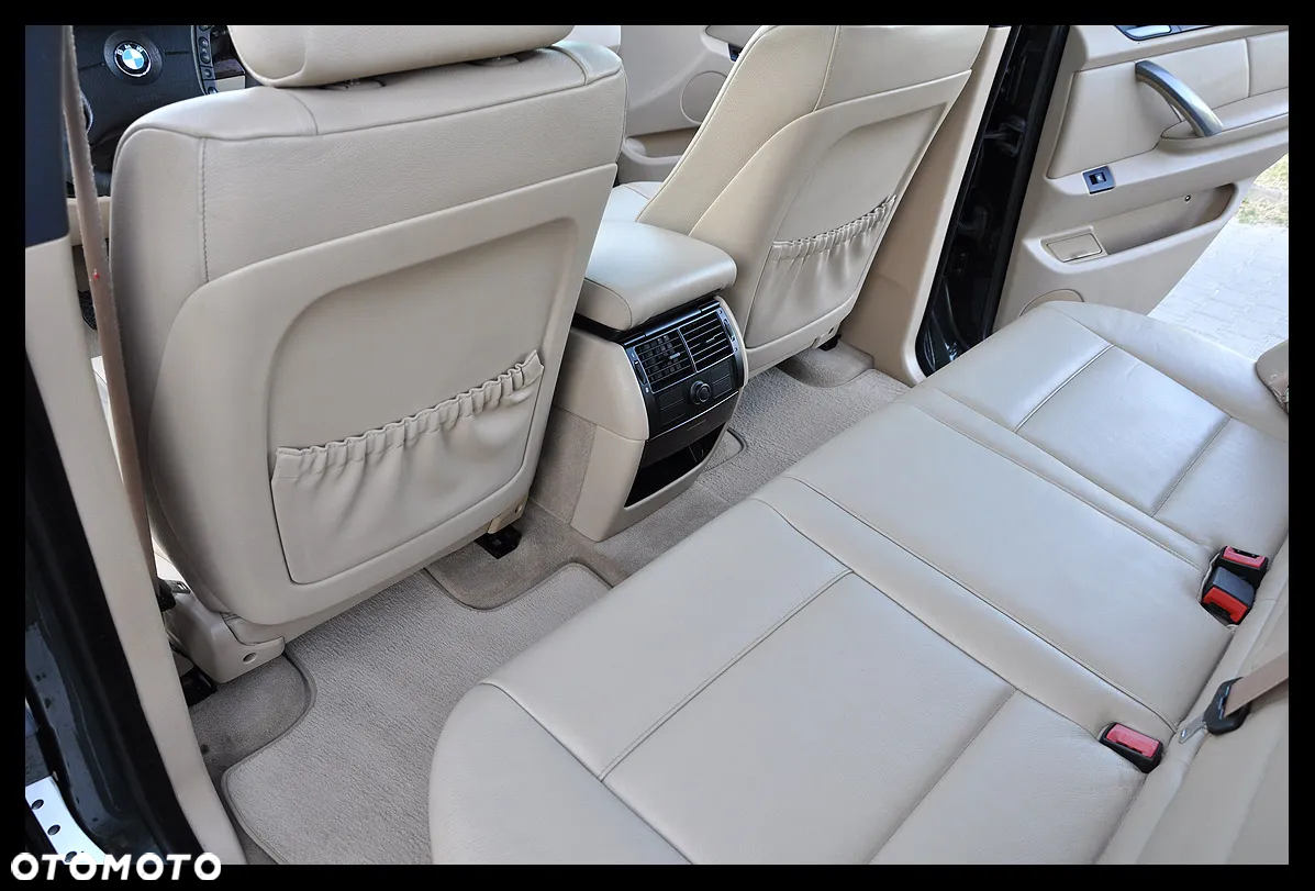 BMW X5 3.0 i Edition Exclusive Sport - 28