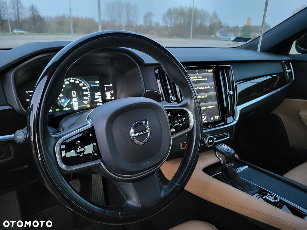 Volvo S90 D5 AWD Momentum - 13